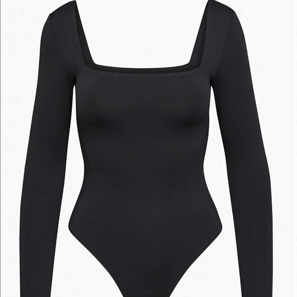 Babaton Contour Bodysuit